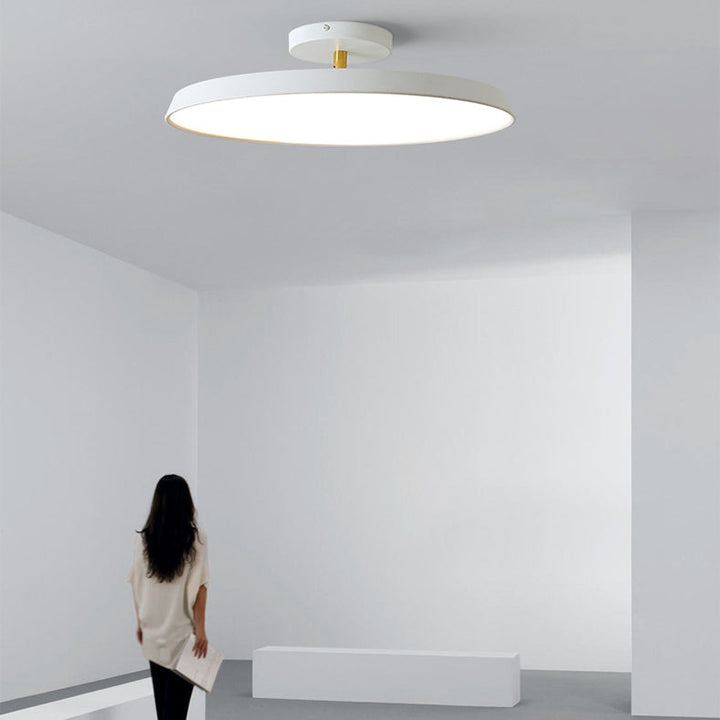Moderne minimalistische runde Hardware Acryl LED Semi-Flush Mount Deckenleuchte für Wohnzimmer 