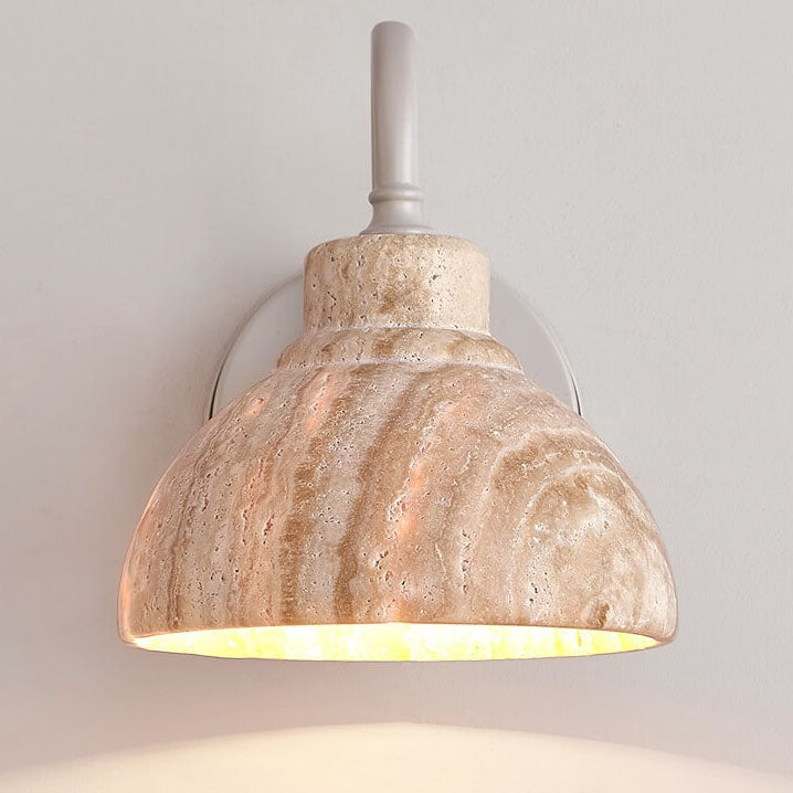 Japanischer minimalistischer gelber Travertin-Schalenform 1-Licht Wandleuchte 