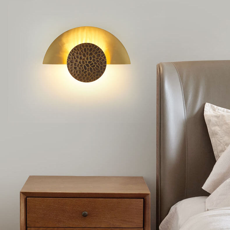 Skandinavische moderne Halbmond-Rund-Eisen-LED-Wandleuchte 
