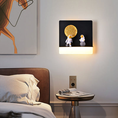 Contemporary Creative Iron Resin Round Astronaut LED Wall Sconce Lamp For Bedroom