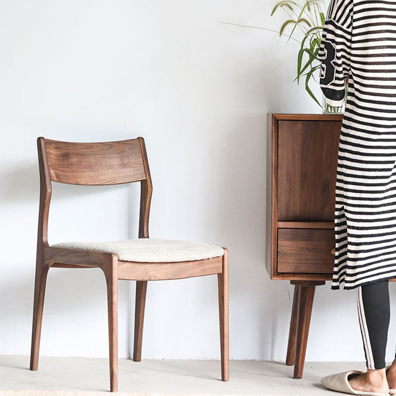 Silla de Comedor de Cuero con Tela de Madera Cuadrada Tradicional China Cuatro Patas Respaldo Para Comedor 
