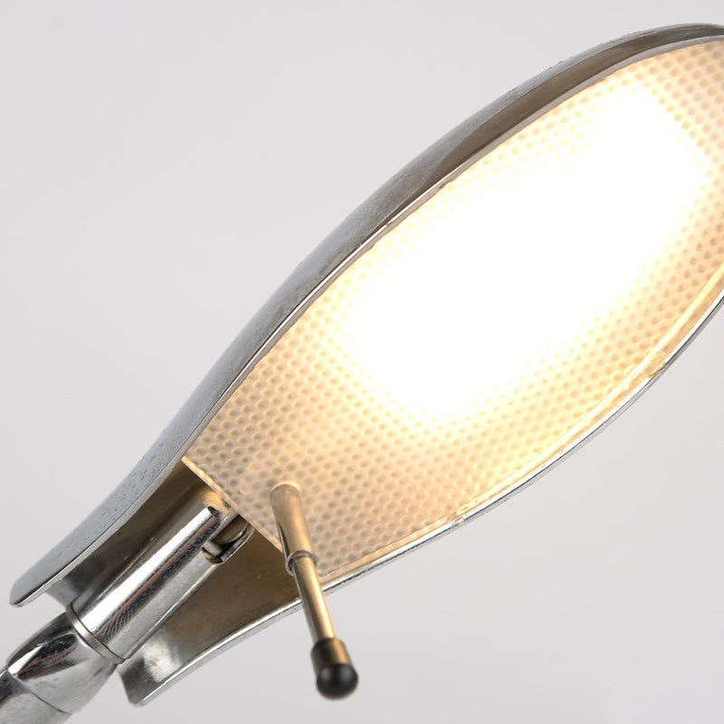 Moderne minimalistische LED-Tischlampe aus Eisenmetall mit langem Arm für Schlafzimmer 