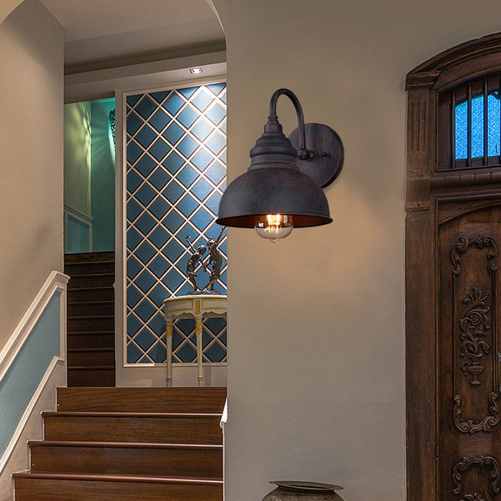 Moderne Einfachheit Eisen Halbrunde 1-Licht Outdoor-Wandleuchte Lampe für den Garten 