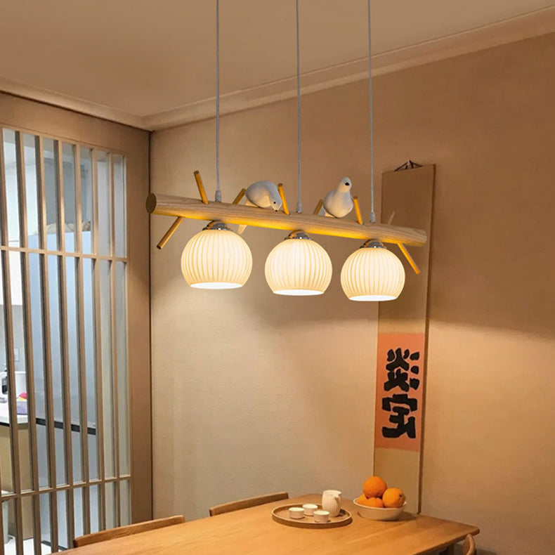 Lámpara de araña de 3 luces con pantalla redonda de vidrio y tiras de madera tradicional japonesa para sala de estar 