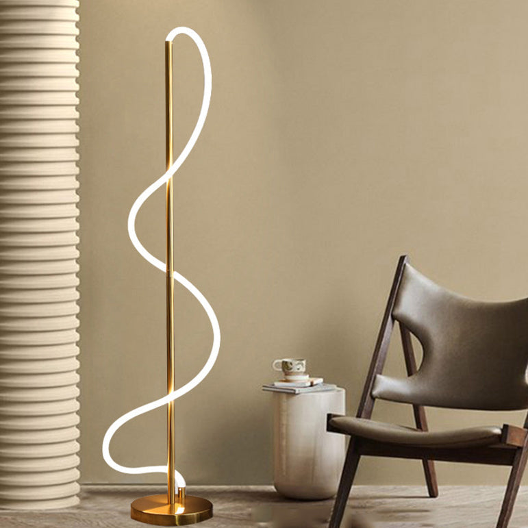 Moderne minimalistische Linie Eisen Silikon LED Stehlampe für Wohnzimmer 