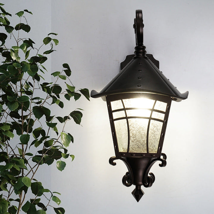 Lámpara Aplique de Pared de 1 Luz con Cono Cilíndrico de Vidrio de Aluminio Impermeable Tradicional Europea para Patio Exterior 