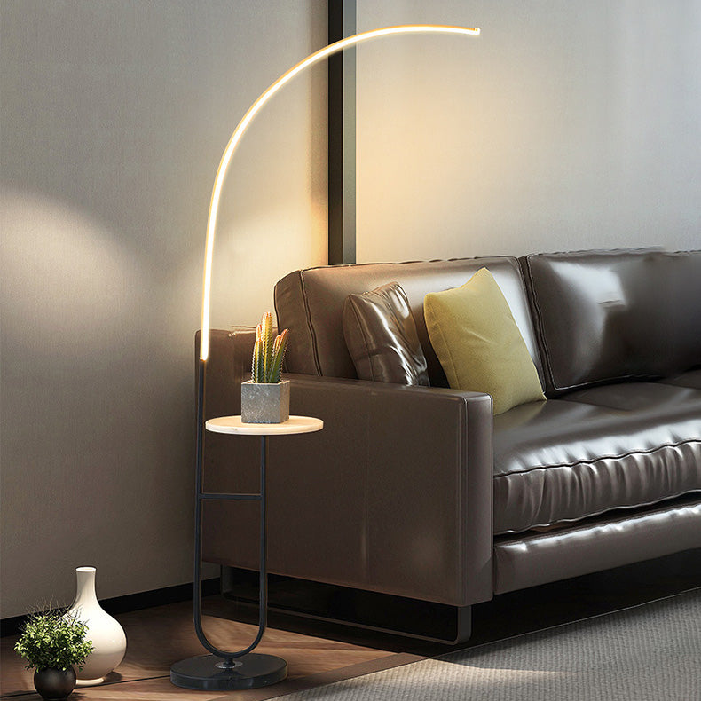 Zeitgenössische Einfachheit Arc Aluminium Streifen mit Marmor Eisen Palette LED Stehlampe für Wohnzimmer 