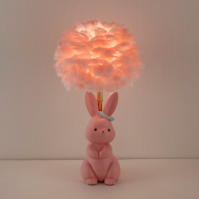 Lampe de table à 1 lumière en verre avec orbe en métal et plumes de lapin Art Déco moderne pour chambre à coucher 