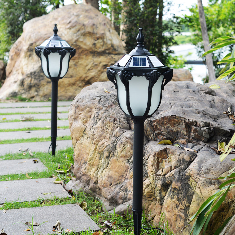Lumière de paysage extérieure LED en verre de fer en aluminium solaire étanche minimaliste moderne pour jardin 
