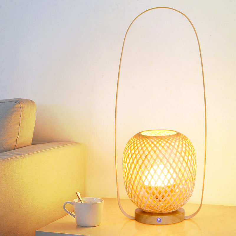 Lámpara de mesa USB LED portátil con jaula de tejido de bambú japonés tradicional para dormitorio 