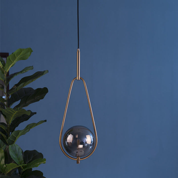 Moderne minimalistische Kugelglas-Eisen-Hängeleuchte mit 1 Licht 