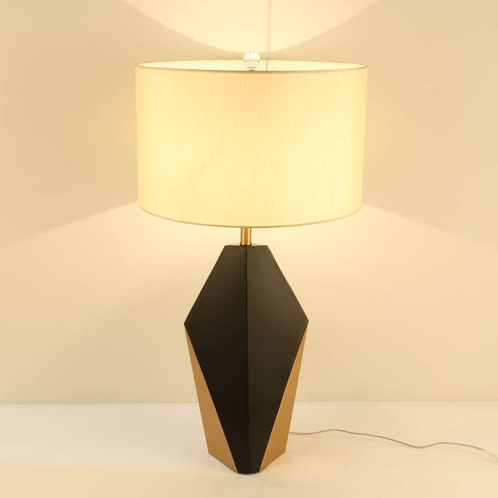 Lámpara de mesa de 1 luz de tela de hierro cuadrilátero minimalista moderna 
