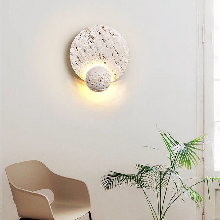 Moderne minimalistische Creme-Doppelscheibe aus weißem Travertin LED-Wandleuchte 