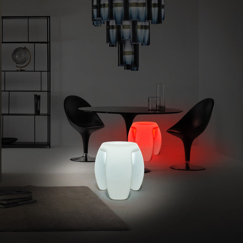 Moderner minimalistischer runder Kunststoff-LED-beleuchteter wasserdichter Barhocker für den Unterhaltungsraum 