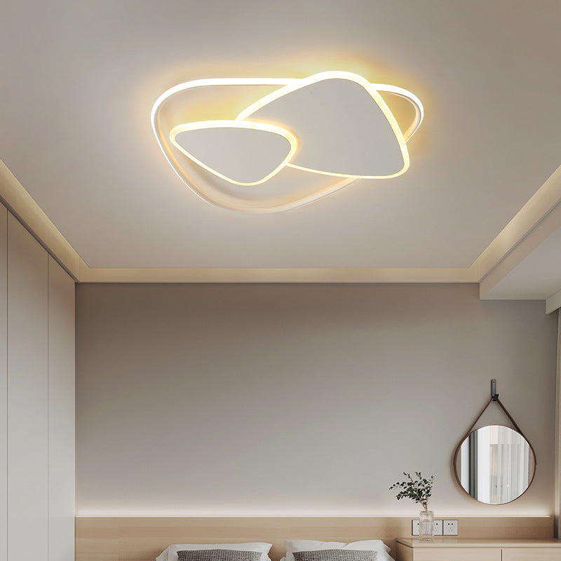 Moderne minimalistische Dreieck Aluminium Eisen Acryl LED Deckenleuchte für Schlafzimmer 