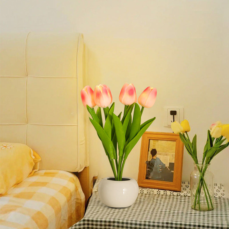 مصباح طاولة LED بتصميم حديث على طراز آرت ديكو من السيراميك PU مع زهرة توليب محاكاة للجانب السرير 