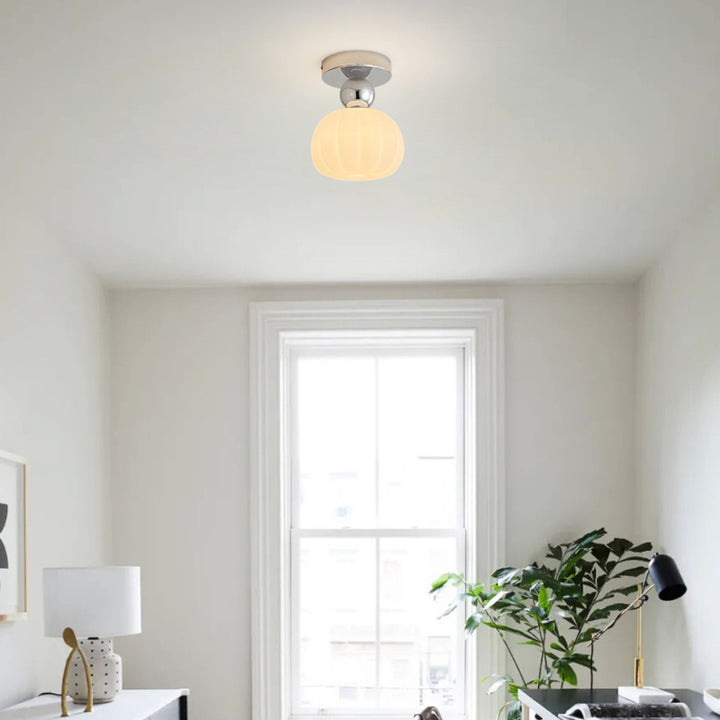 Zeitgenössische kreative Blume Eisen Acryl 1-Licht Semi-Flush Mount Deckenleuchte für Flur 