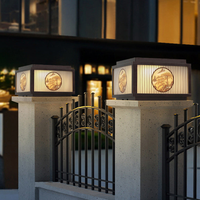ضوء المناظر الطبيعية بالطاقة الشمسية LED مربع من الألومنيوم والزجاج الصيني التقليدي المقاوم للماء للفناء الخارجي 