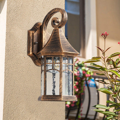 Traditionelle europäische wasserdichte Aluminiumglas konische Prisma 1-Licht Wandleuchte Lampe für Garten 