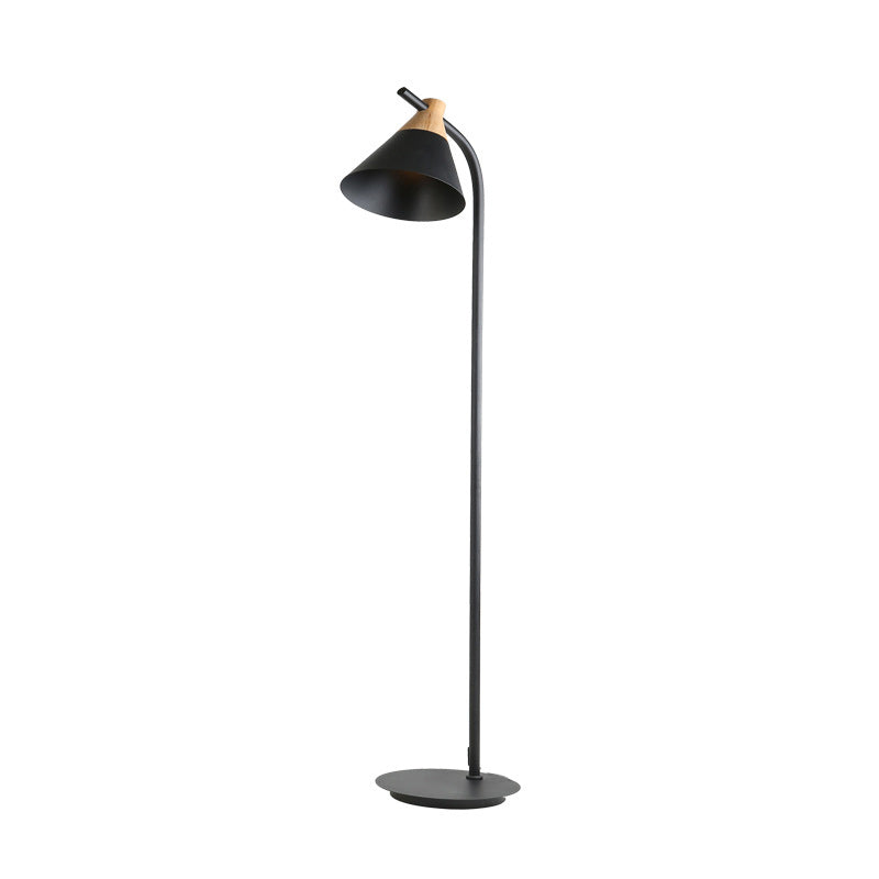 Lampadaire sur pied à 1 lumière avec abat-jour conique macaron créatif nordique 