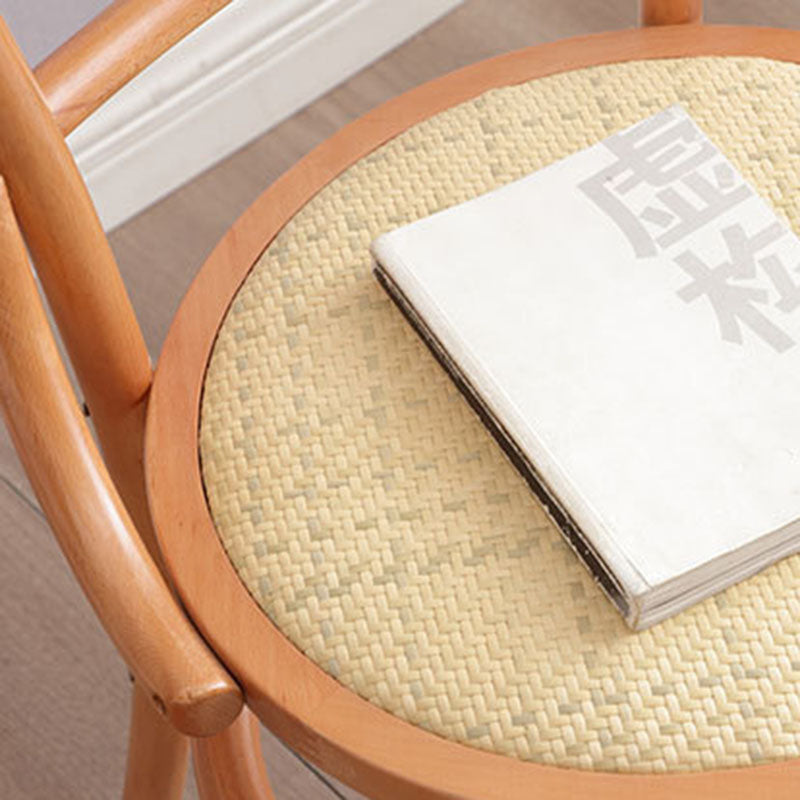 Traditionelle runde Vintage-Esszimmerstuhl-Rückenlehne aus zylindrischem Lindenholz mit Rattan-Optik für das Wohnzimmer 