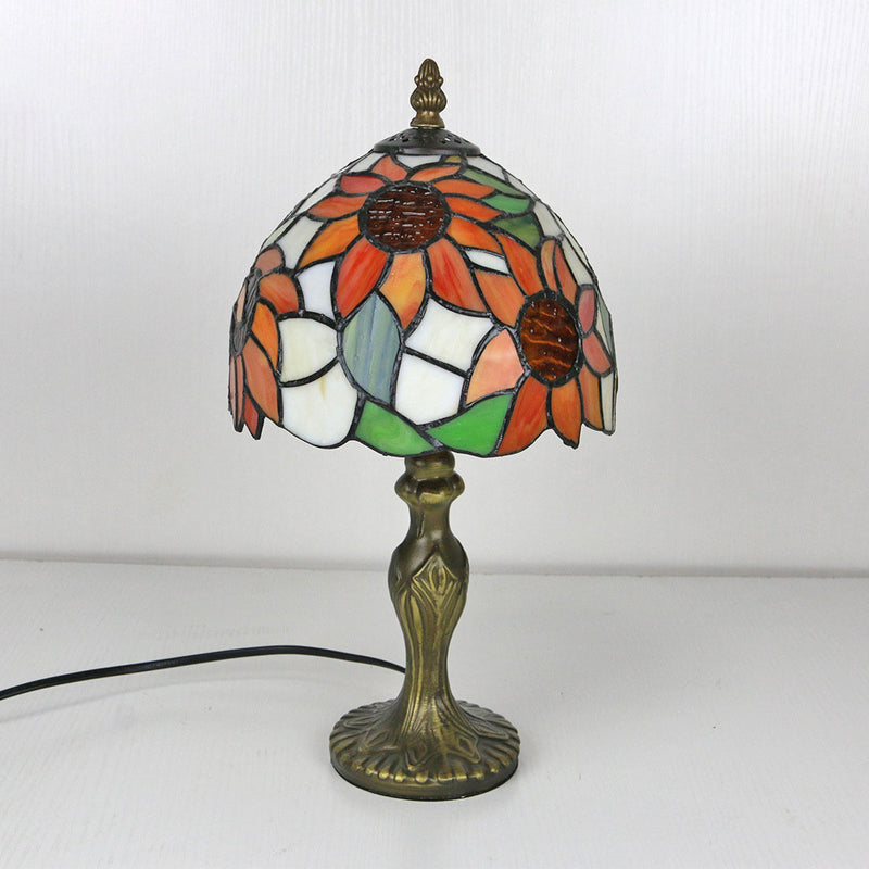 Vintage Tiffany Animal Flower Decoration Stained Glass Dome 1-Light Table Lamp