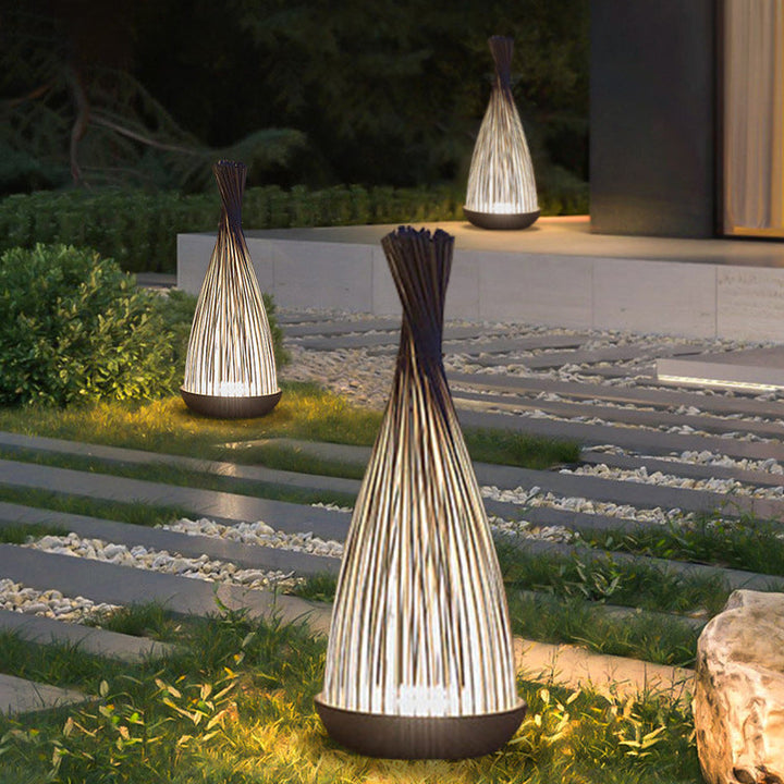 Lumière paysagère à LED linéaire en acier inoxydable étanche créatif contemporain avec fibre optique en forme de queue de poisson pour jardin 