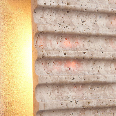 Aplique de pared de 1 luz con pantalla rectangular de travertino beige retro contemporáneo para dormitorio 