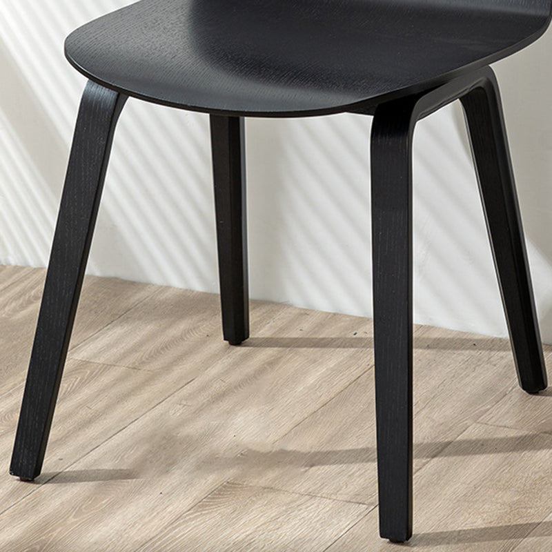 Chaise de salle à manger contemporaine nordique en bois massif avec dossier pour salle à manger 