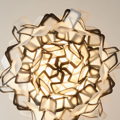 Zeitgenössische kreative Hardware Crown Decor PVC Petal Shade LED Pendelleuchte für Wohnzimmer 