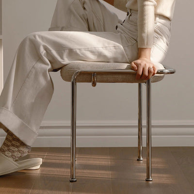 Tabouret de coiffeuse carré contemporain scandinave en coton et lin avec cadre en acier inoxydable sans dossier pour chambre 