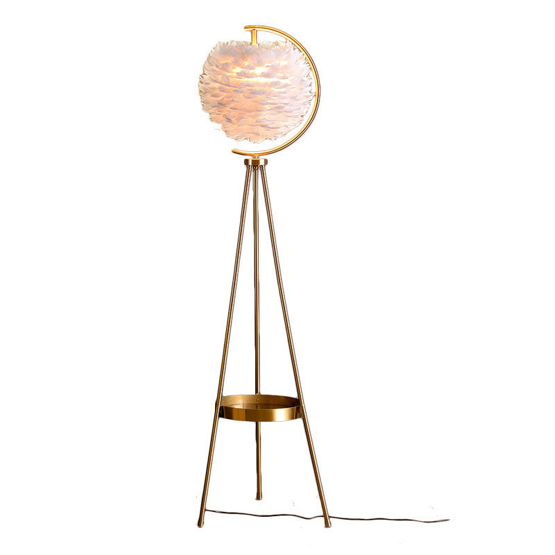 Zeitgenössische kreative Eisenfeder-Stativ Stehlampe mit 1 Licht für das Schlafzimmer 