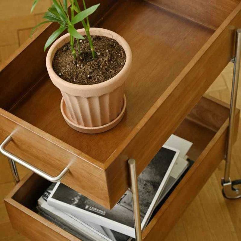 Zeitgenössischer Retro Rechteckiger Holz-Edelstahl-Beistelltisch, 2-stufig, beweglich für das Wohnzimmer 