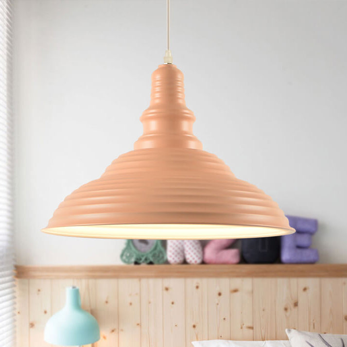 Skandinavisch moderner minimalistischer Kegel Eisen 1-Licht Pendelleuchte 