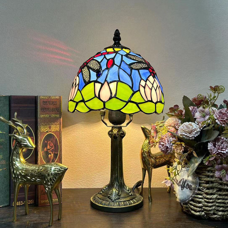 Traditionelle Tiffany Legierung Glas Dome Blume 1-Licht Tischlampe für Nachttisch 