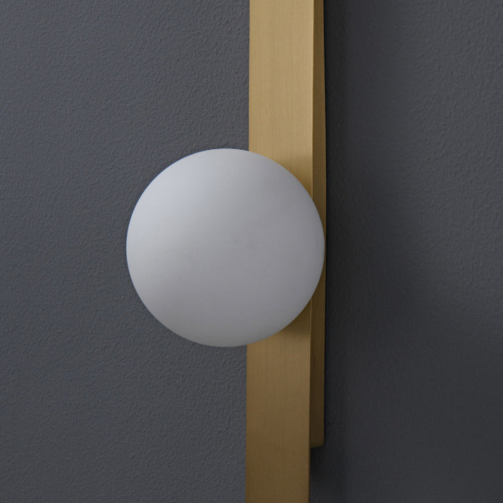 Moderne minimalistische Streifen Runde Ball Messing Glas LED Wandleuchte Lampe für Schlafzimmer 