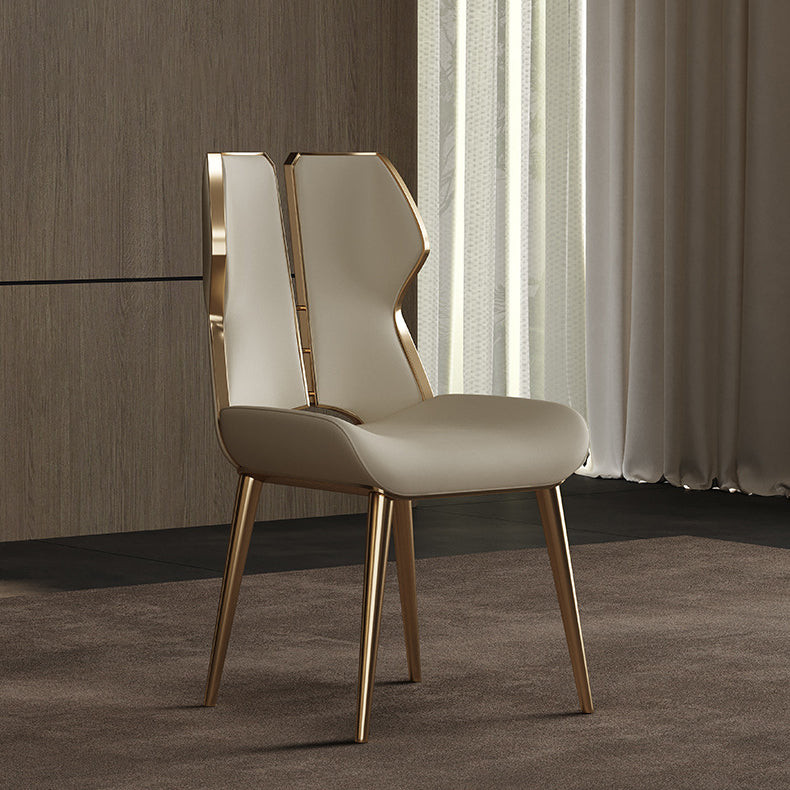 Chaise de salle à manger carrée en cuir microfibre de luxe moderne avec dossier en acier inoxydable et éponge pour salle à manger 