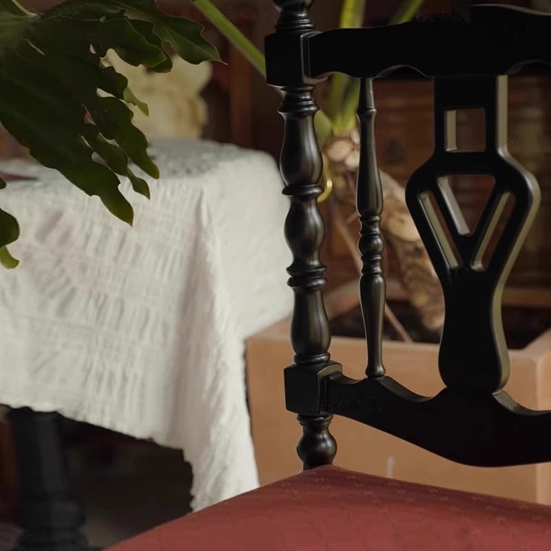 Traditioneller französischer quadratischer rechteckiger Rückenlehnen-Holzstoff-Esszimmerstuhl für das Esszimmer 
