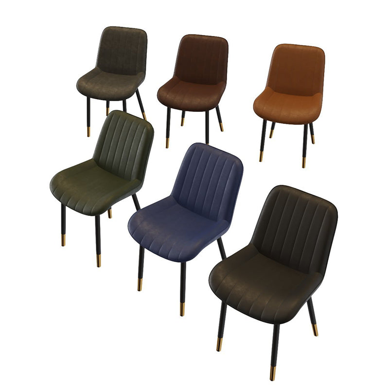 Chaise de salle à manger moderne de luxe carrée incurvée en similicuir avec dossier sans accoudoirs pour salle à manger 