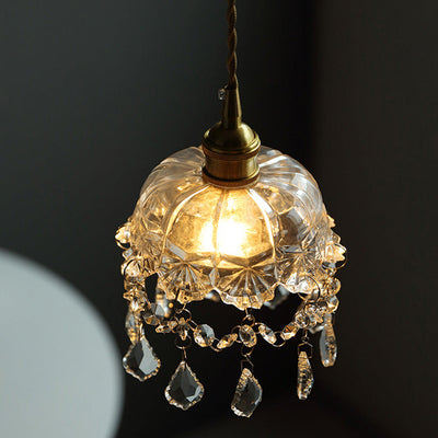 Luminaire suspendu contemporain nordique rond en laiton sculpté avec verre et cristal à 1 lumière pour salon 