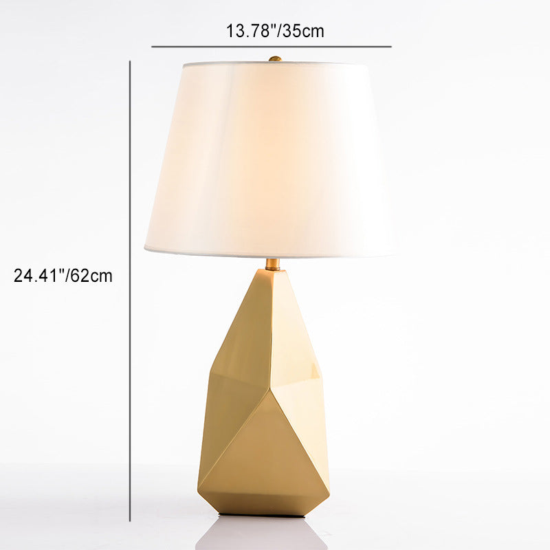 Zeitgenössische kreative polygonale Basis Runde Hardware Stoff 1-Licht Tischlampe für Schlafzimmer 