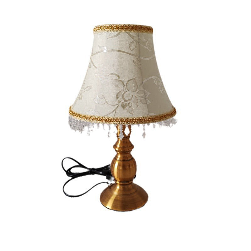 Traditionelle französische Stoff-Metall-Blumen-Zylinder-Fransenperle 1-flammige Tischlampe für Schlafzimmer 