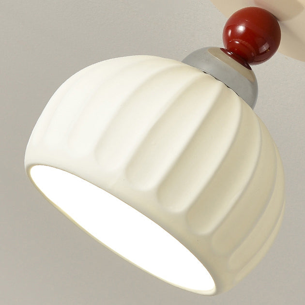 Luz de techo semiempotrada de 1 luz con pantalla redonda geométrica de cerámica crema contemporánea escandinava para sala de estar 