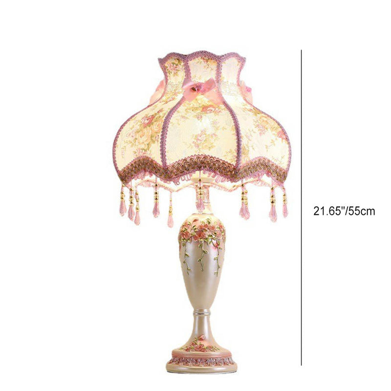 Europäische romantische Tischlampe aus Stoff mit Quaste und 1 Leuchte 