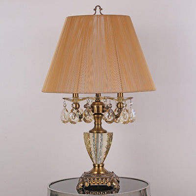 Moderne Luxus Champagner Teardrop Zink Legierung Kristall 3-Licht Tisch Lampe Für Schlafzimmer 