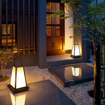 Modernes minimalistisches wasserdichtes Solar-Trapez-Hardware-Acryl-1-Licht-Landschaftslicht für den Garten 