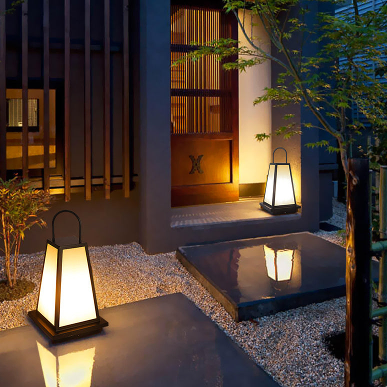 Modernes minimalistisches wasserdichtes Solar-Trapez-Hardware-Acryl-1-Licht-Landschaftslicht für den Garten 