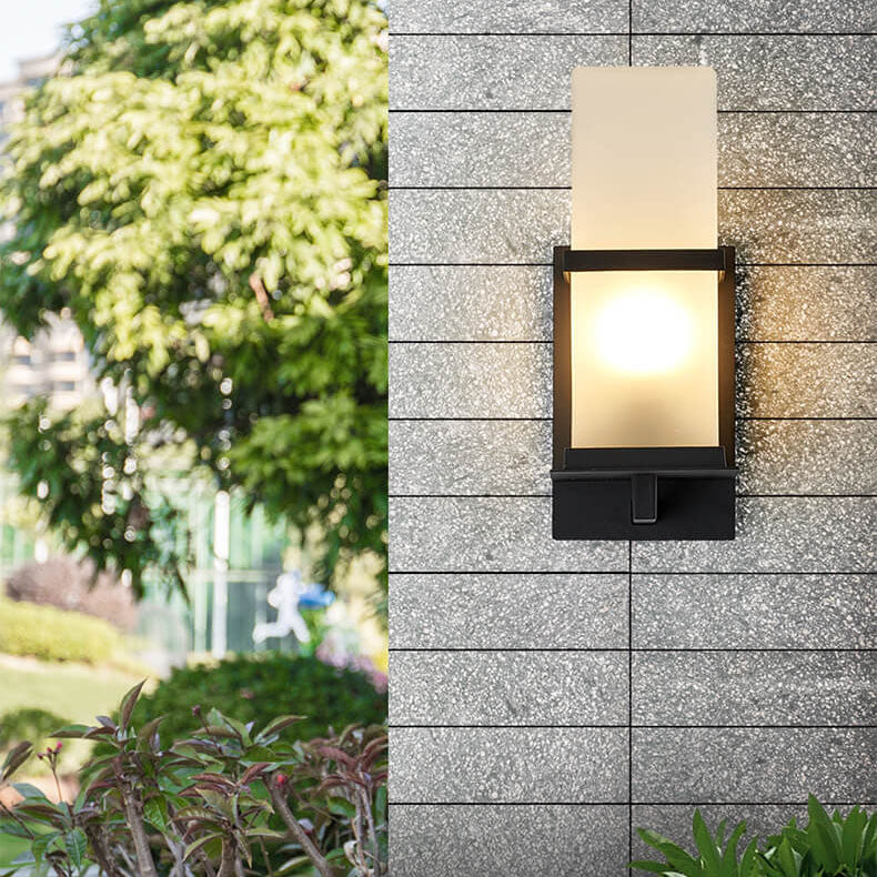 Applique murale 1 lumière avec abat-jour en verre dépoli étanche pour extérieur industriel 