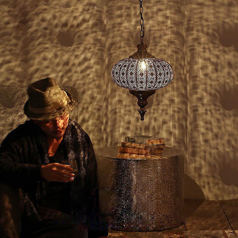 Traditionelle koloniale Laterne aus Eisen mit 1 Licht, Pendelleuchte für Wohnzimmer 