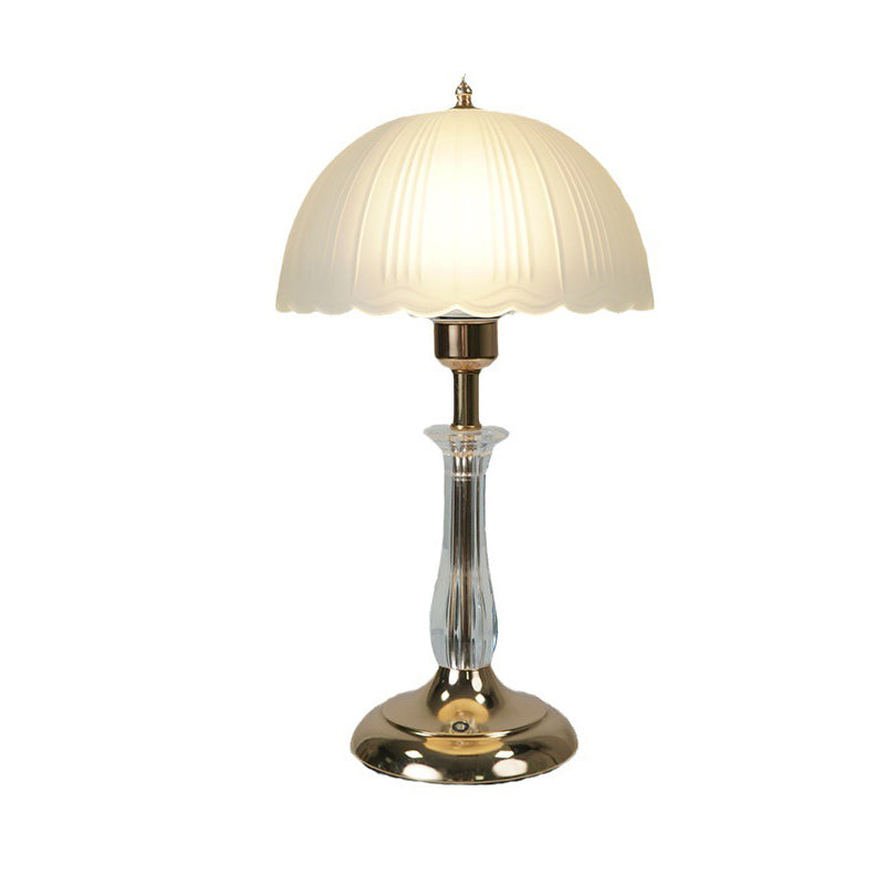 Lámpara de mesa contemporánea nórdica de hierro con cúpula de vidrio y una luz para el lado de la cama 